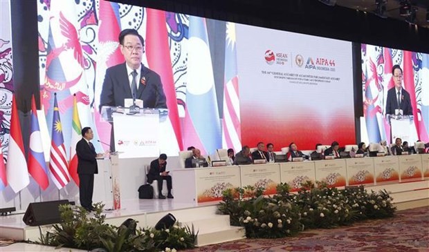NA Chairman Vuong Dinh Hue addresses the first plenary session of AIPA-44 in Jakarta, Indonesia, on August 7. (Photo: VNA)