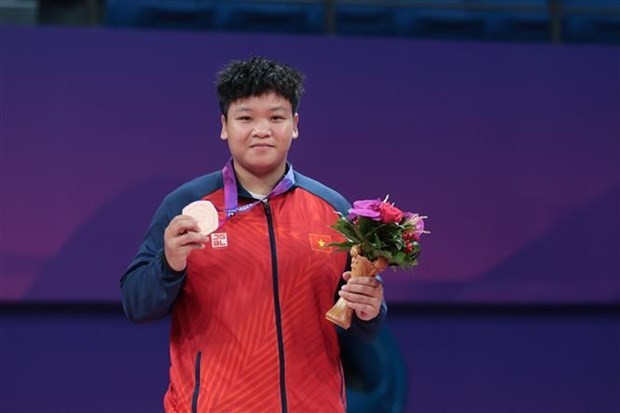 Kurash athlete Vo Thi Phuong Quynh wins the 13th bronze medal for Vietnam at ASIAD 19. (Photo: VNA)