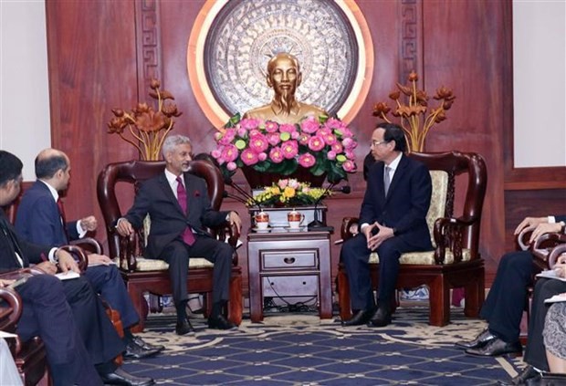 Secretary of Ho Chi Minh City Party Committee Nguyen Van Nen receives Minister of External Affairs of India Subrahmanyam Jaishankar in Ho Chi Minh City. (Photo: VNA)