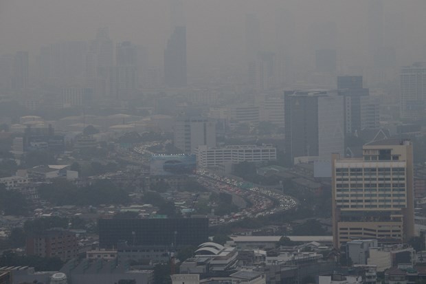 Unhealthy air pollution is recorded in Bangkok, Thailand on October 18 (Photo: AFP/VNA)