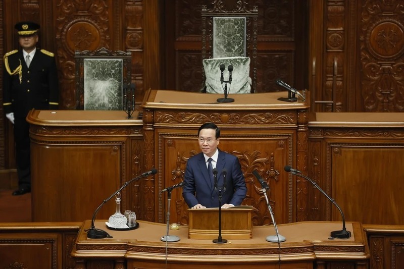 Vietnamese President Vo Van Thuong delivers a policy speech at the National Diet of Japan on November 29. (Photo: VNA)