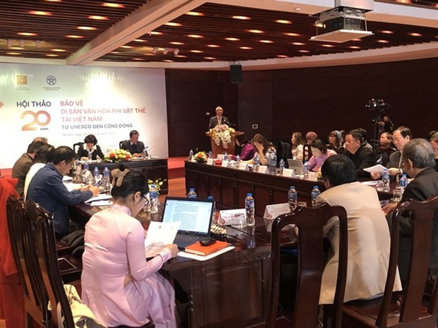The workshop is held on the occasion of the 20th anniversary of the UNESCO Convention for the Safeguarding of the Intangible Cultural Heritage. (Photo: VNA)
