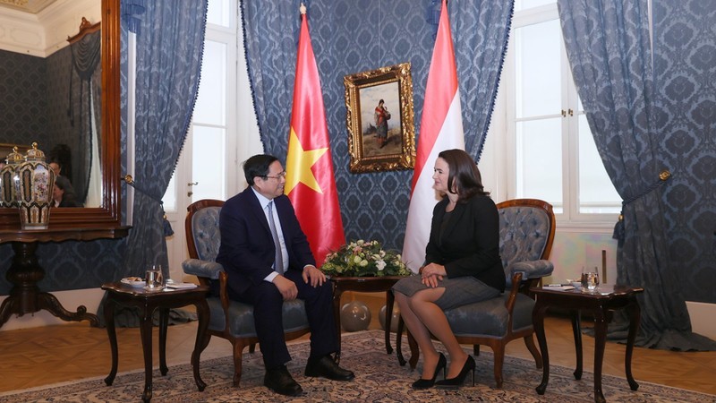 Prime Minister Pham Minh Chinh and Hungarian President Katalin Novák. (Photo: VNA)