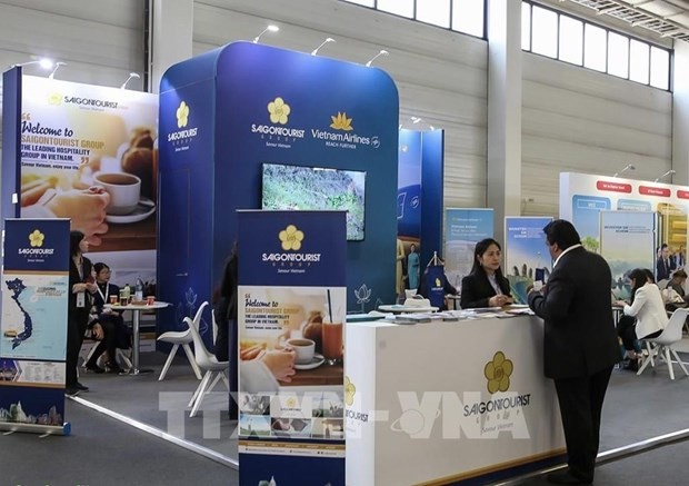 The exhibition booth of Vietnam Airlines and Saigontourist at the ITB 2024. (Photo: VNA)