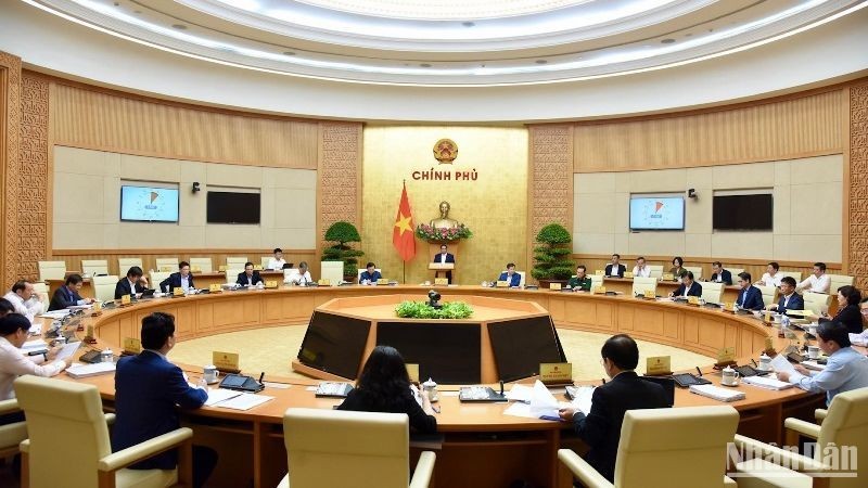 Prime Minister Pham Minh Chinh speaks at the Government’s monthly session on law building in Hanoi on March 25. (Photo: NDO)