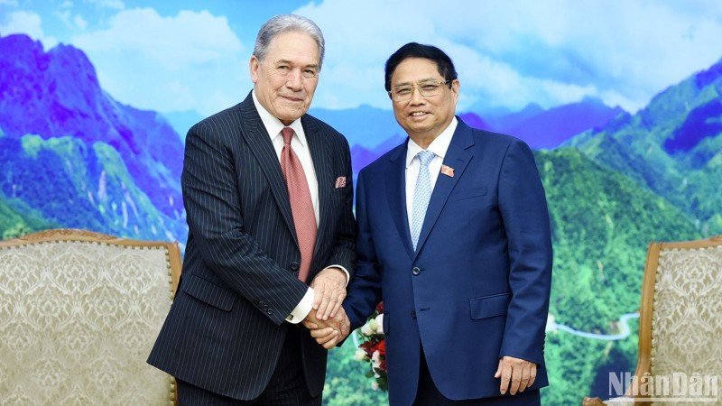 PM Pham MInh Chinh and Deputy Prime Minister and Minister of Foreign Affairs of New Zealand Winston Peters. (Photo: Tran Hai)