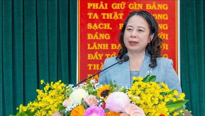 Vice President Vo Thi Anh Xuan speaks at the working session with Dat Do District. (Photo: VNA)