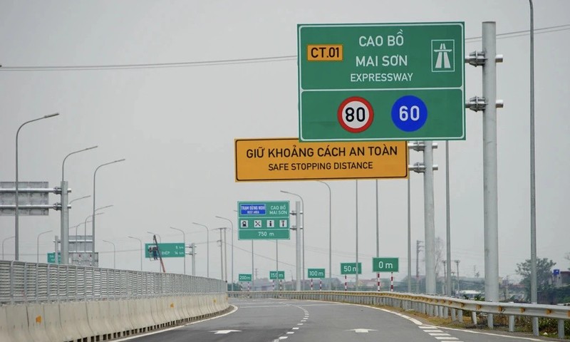 Cao Bo-Mai Son Expressway.