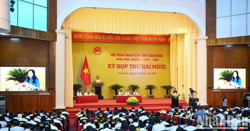 The meeting of the Thanh Hoa People's Council.