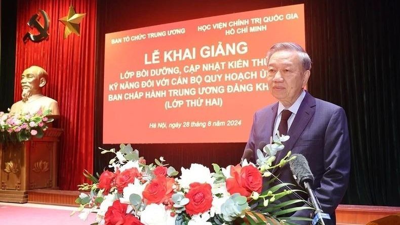 Party General Secretary and State President To Lam speaks at the opening ceremony of the refresher course in Hanoi on August 28. (Photo: VNA)