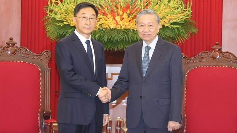 General Secretary and President To Lam receives Liu Ning, Secretary of China’s Guangxi Zhuang Autonomous Region in Hanoi on August 28. (Photo: VNA)