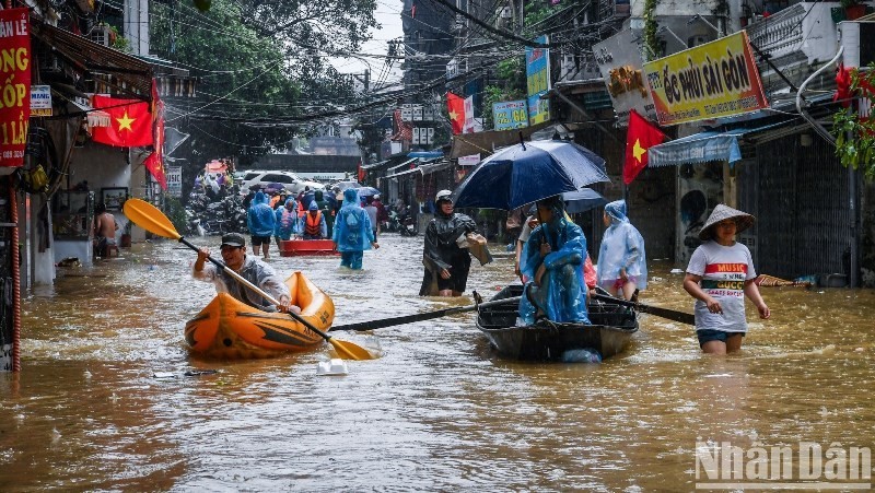 A flooded street in Hanoi. (Photo: VNA)