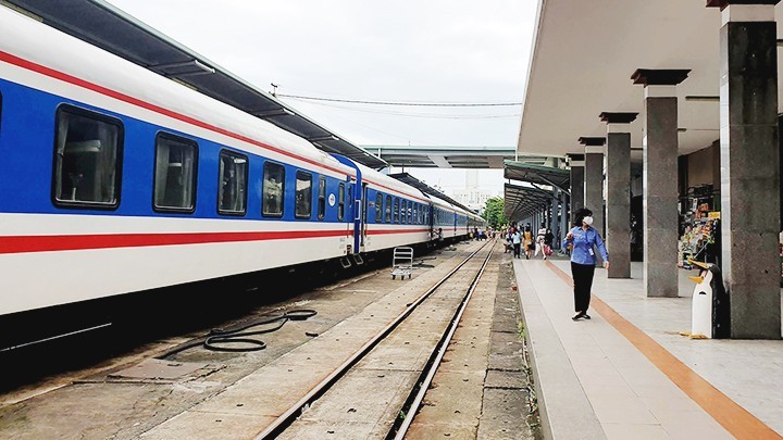 The North-South high-speed rail project will help connect economic centres along the length of the country. (Photo: Nam Hai)