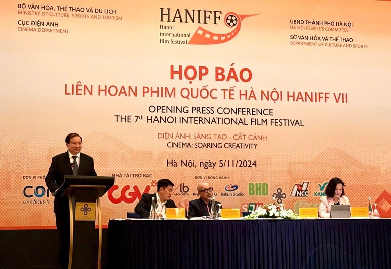 The press conference on the 7th Hanoi International Film Festival. (Photo: VGP)