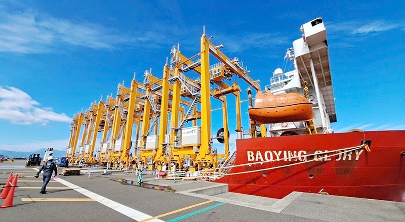 Lach Huyen Port in Hai Phong. (Photo: Quang Pho)