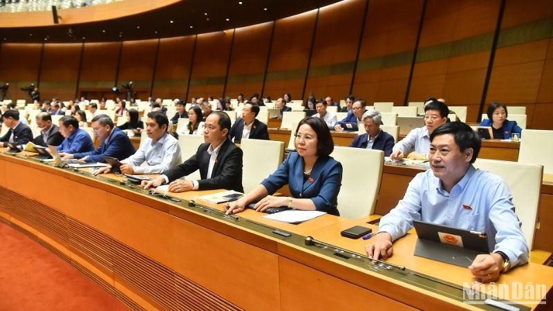 NA deputies vote to pass the Law on Value Added Tax. (Photo: NDO)