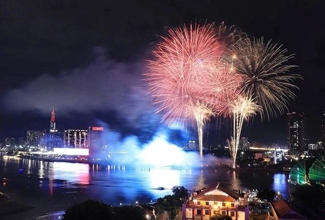 HCM City tops the chart as the most sought-after destination, where visitors can ring in 2025 with fireworks above the Sai Gon River. (Photo: VNA)