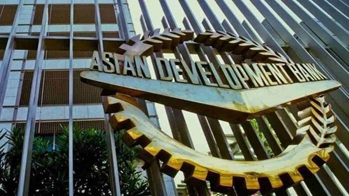 The Asian Development Bank (ADB) announced Tuesday its plans to provide at least 14 billion USD within three years to ease a worsening food crisis and improve "long-term food security" in Asia and the Pacific region.