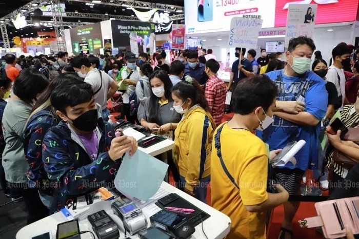 Thailand's consumer confidence index (CCI) rose for a ninth consecutive month in February, driven by government stimulus measures, tourism recovery and easing fuel prices, a survey showed on Thursday.