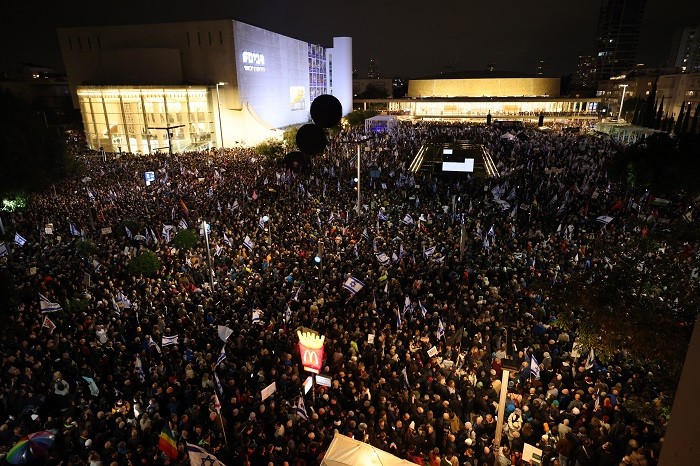 Tens of thousands of Israelis demonstrated across the country on Saturday evening against the government's plan to overhaul the judicial system.