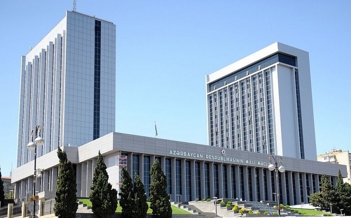  Azerbaijani parliamentary committee urges end to economic and energy ties with France