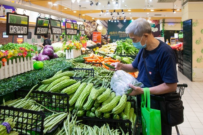 China's foreign trade of agricultural products remained generally flat year on year in 2023, official data showed. The country's total foreign trade value of farm produce stood at 333.03 billion USD last year, according to the Ministry of Agriculture and Rural Affairs.