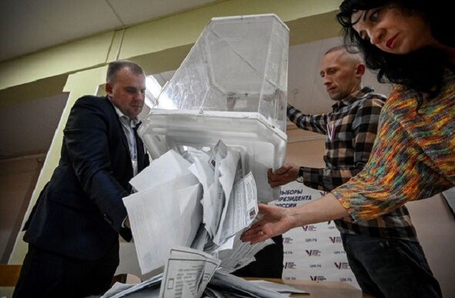 The head of Russia's electoral commission said on Monday that turnout in the country's presidential election that concluded on Sunday had reached 77.44%, a post-Soviet record.