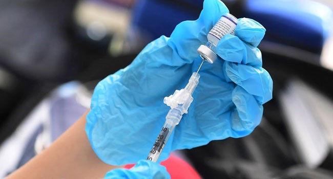 Nigeria has become the first country in the world to roll out the "revolutionary" new Men5CV vaccine against meningitis, the World Health Organization (WHO) said.
