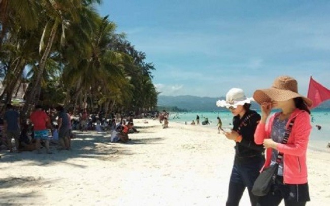 A total of 3,276,731 foreign tourists visited the Philippines from January to July this year, 11.5 percent higher than the same period of 2023, a member of the House of Representatives said Sunday.