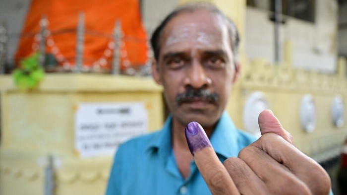 Voting for the presidential election in Sri Lanka concluded peacefully on Saturday afternoon, with the counting of the votes being expected to begin.