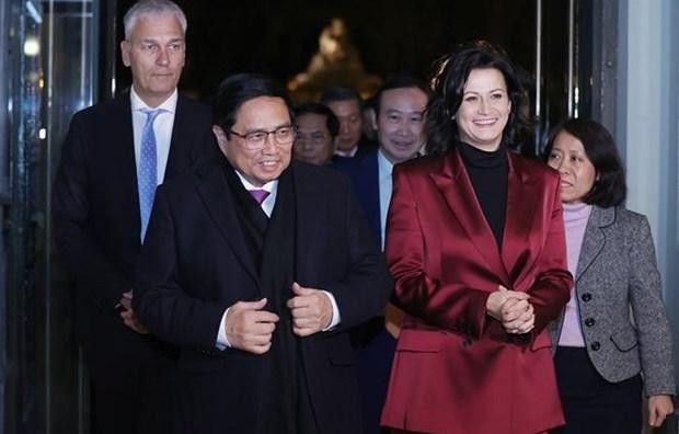 PM Pham Minh Chinh (front, left) and Belgian Senate President Stephanie D’Hose at their meeting on December 15 (Photo: VNA)