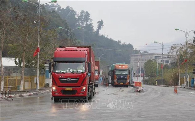 The Huu Nghi (Friendship) international border gate in the northern border province of Lang Son have resumed full import-export and travel activities with China from January 8 (Photo: VNA)