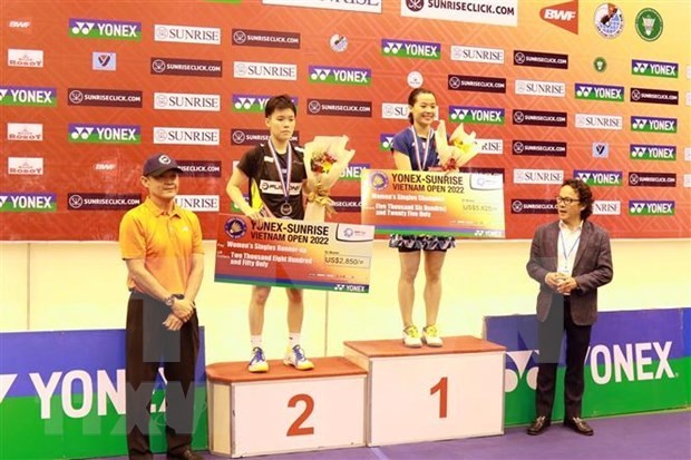 Nguyen Thuy Linh gains the top position at Yonex-Sunrise Vietnam Open women's singles champion 2022. (Photo: VNA)