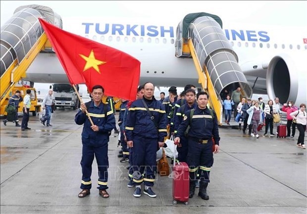 The Ministry of Public Security's search-and-rescue team arrives at Noi Bai airport in Hanoi (Photo: VNA)