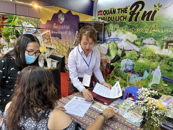 Visitors at the 19th HCM City Tourism Festival (Photo: VNA)