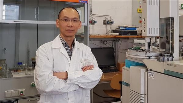 Dr. Duong Van Minh, an environment expert and a lecturer at the University of Chemistry and Technology in Prague (Photo: VNA)