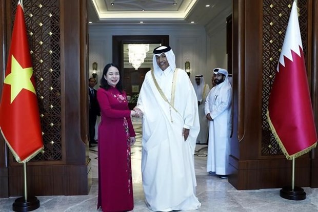 Vice President Vo Thi Anh Xuan (L) and Speaker of the Consultative Assembly of Qatar Hassan bin Abdullah Al-Ghanim (Photo: VNA)