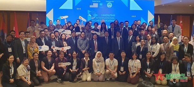 Delegates to 2023 YSEALI Regional Workshop (Photo: qdnd.vn)
