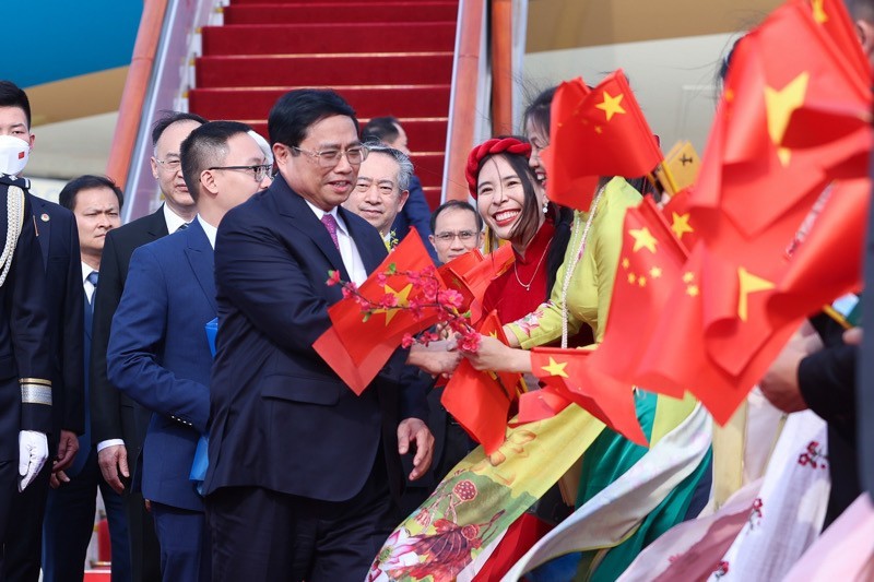 Prime Minister Pham Minh Chinh arrived in Beijing on June 25 afternoon, starting his official visit to China. (Photo: Nhat Bac)