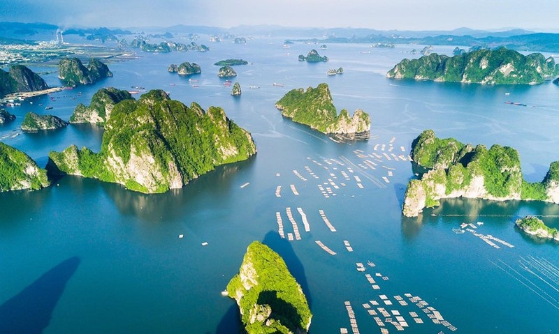 Ha Long Bay in Quang Ninh Province