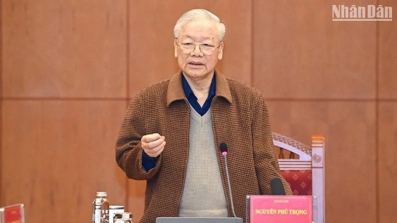 Party General Secretary Nguyen Phu Trong speaks at the meeting.