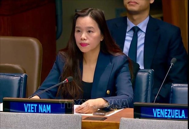 Minister Counsellor Le Thi Minh Thoa, Deputy Permanent Representative of Vietnam to the UN, speaks at the 62nd session of the UN Commission for Social Development on February 12. (Photo: VNA)