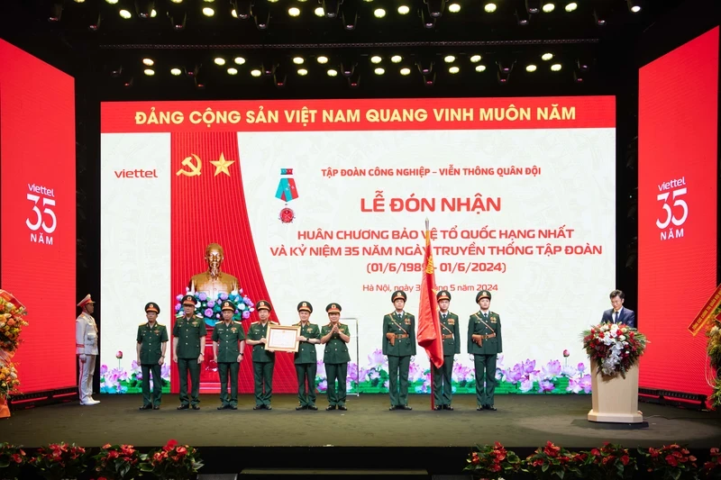 At the ceremony held in Hanoi on May 31