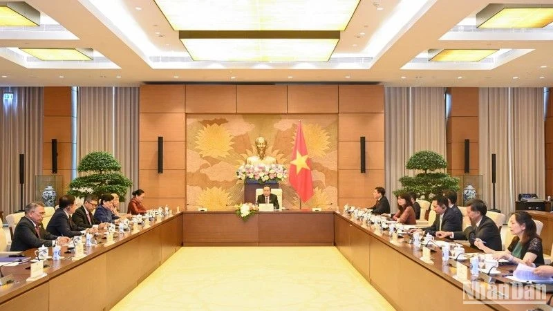 NA Chairman receives SE Asian diplomats