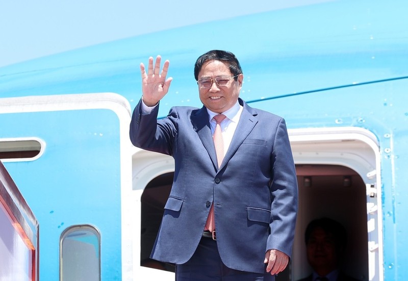 PM Pham Minh Chinh arrives in Dalian city on June 24. (Photo: VNA)
