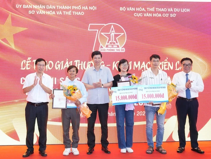 Propaganda posters contest held to celebrate 70 years of Hanoi’s Liberation Day