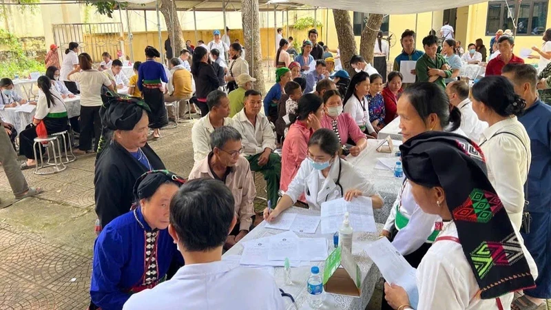 Many people in Muong Chieng Commune receive health care support.