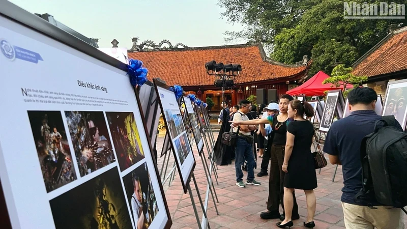 Outstanding works honoured at Vietnam art photography competition and exhibition