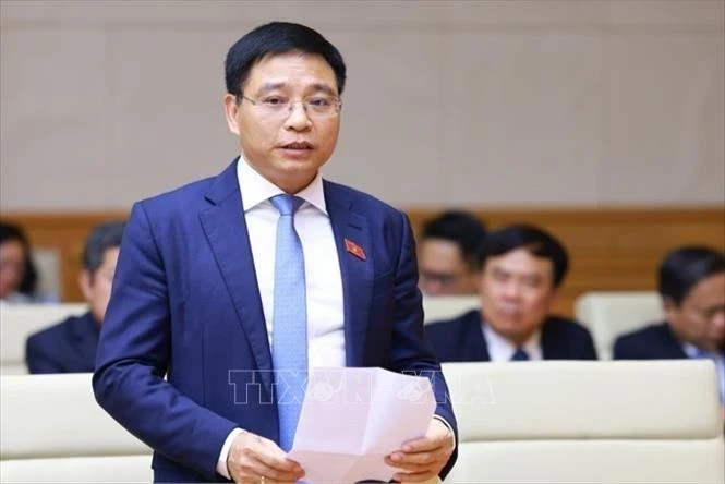 Minister of Finance Nguyen Van Thang speaks at the appointment decision handover ceremony in Hanoi on November 28. (Photo: VNA)