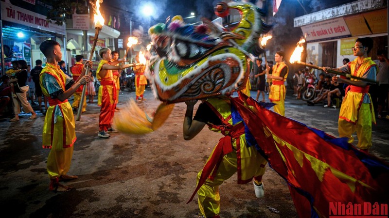 Cao Ha Village has been full of vibrant Mid-Autumn Festival atmosphere in recent days.